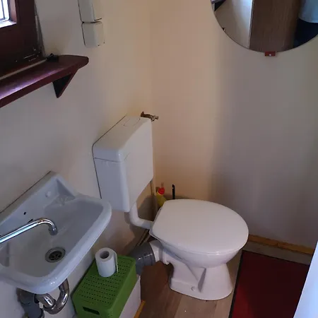 Tiny House Eden Peene Apartment *